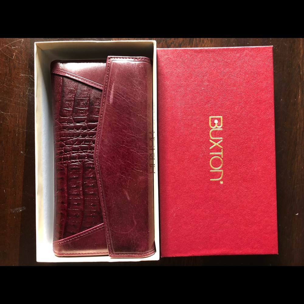 Buxton leather wallet